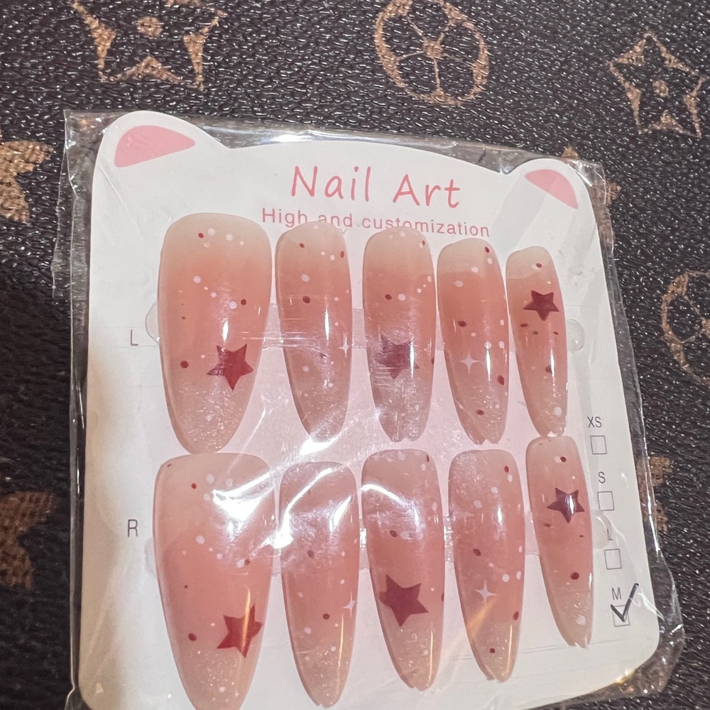 2/$15 Pink Star Nail Art Set - Press on Nails
